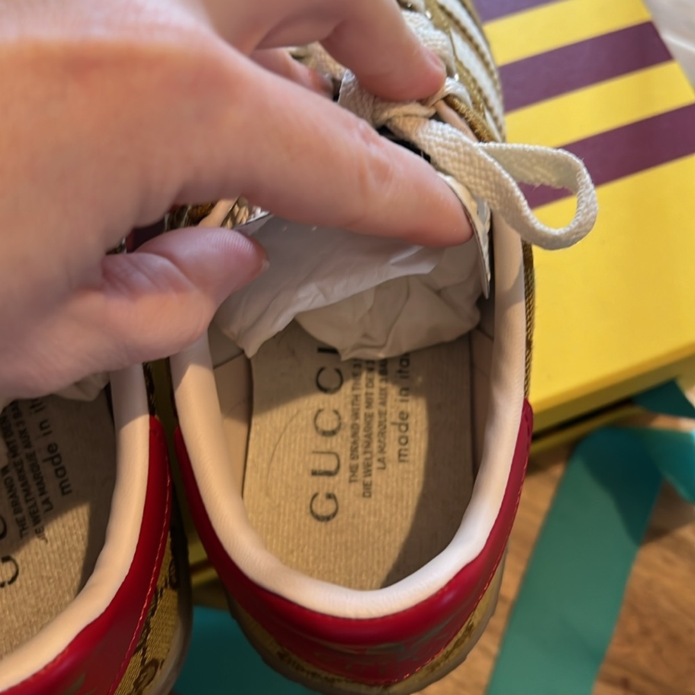 Gucci Women's Sneakers in Brown and White - Picture 6 of 12